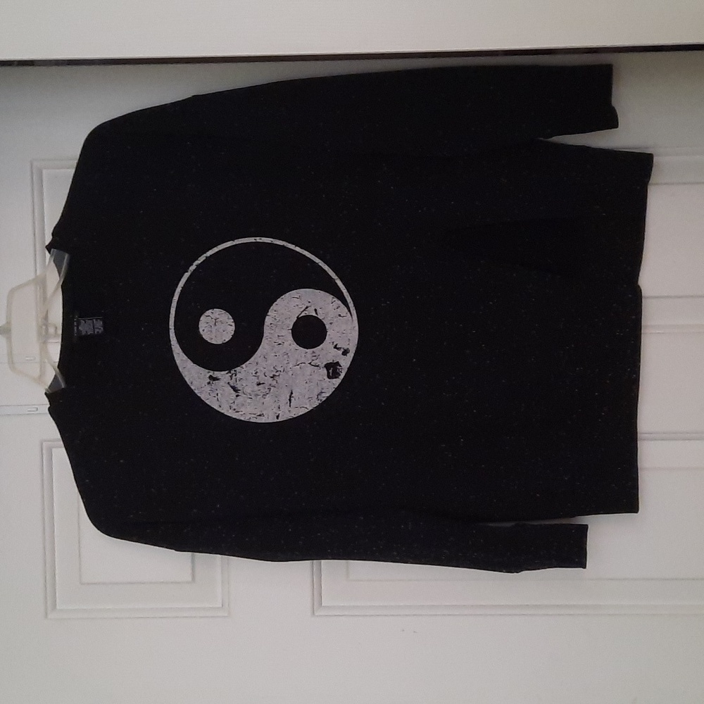 Yin yang sweat shirt
